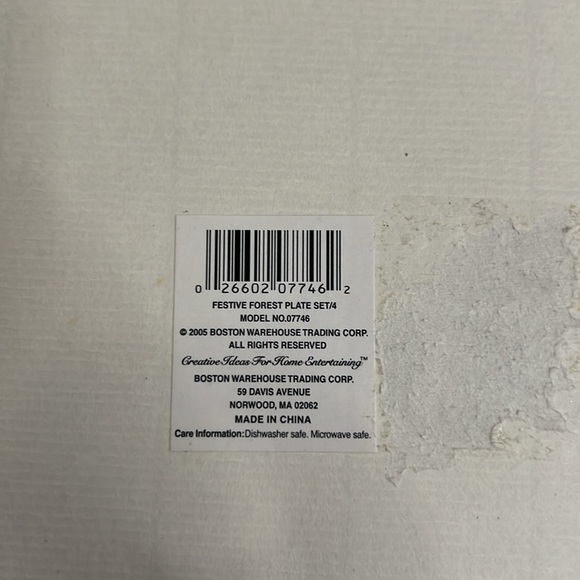 Boston Warehouse Festive Forest Porcelain Plates, Set of 4, 6 1/2” - Picture 6 of 6